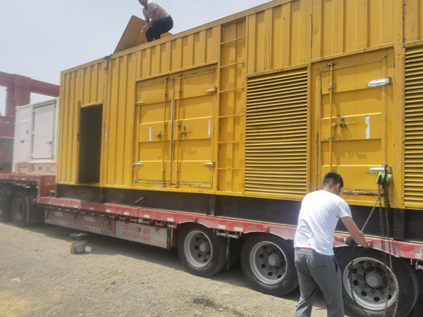 西安发电机出租100KW发电机需要什么规格的电缆线？