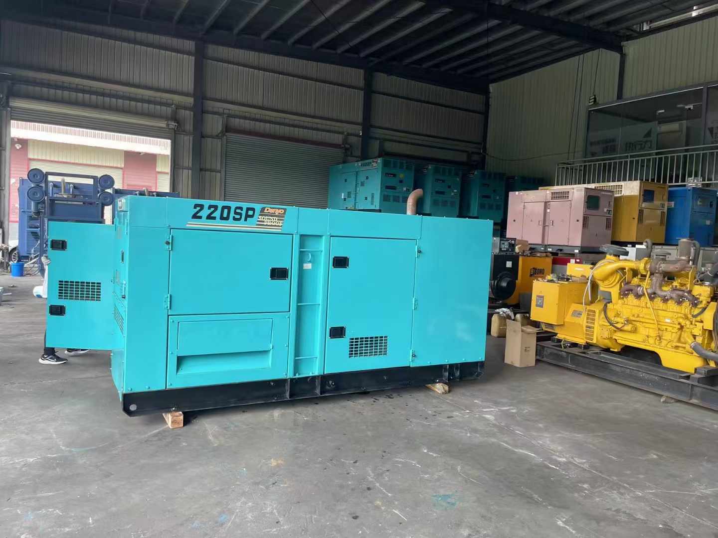 西安800kW 柴油发电机的输出电流波动范围是多少？